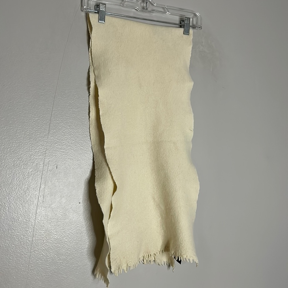 Off-white made in Italy wool neck, scarf, unisex adult, one size
